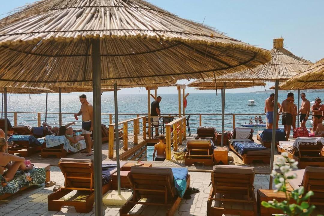Jad Rooms Sarandë 外观 照片
